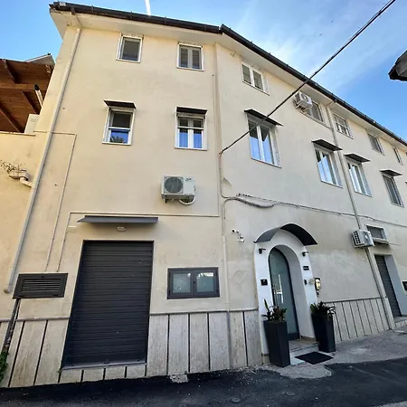 Bed and breakfast Zeta Caserta